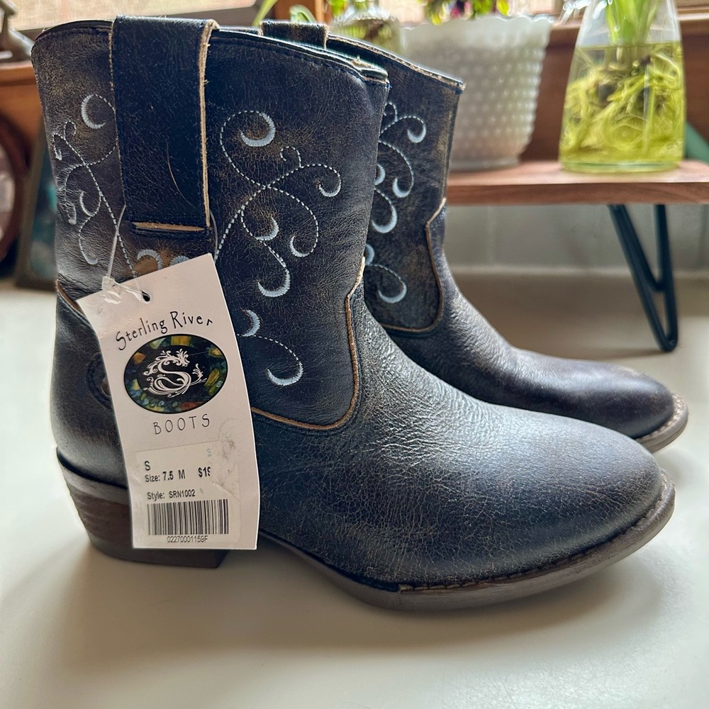 Sterling River Western Boots